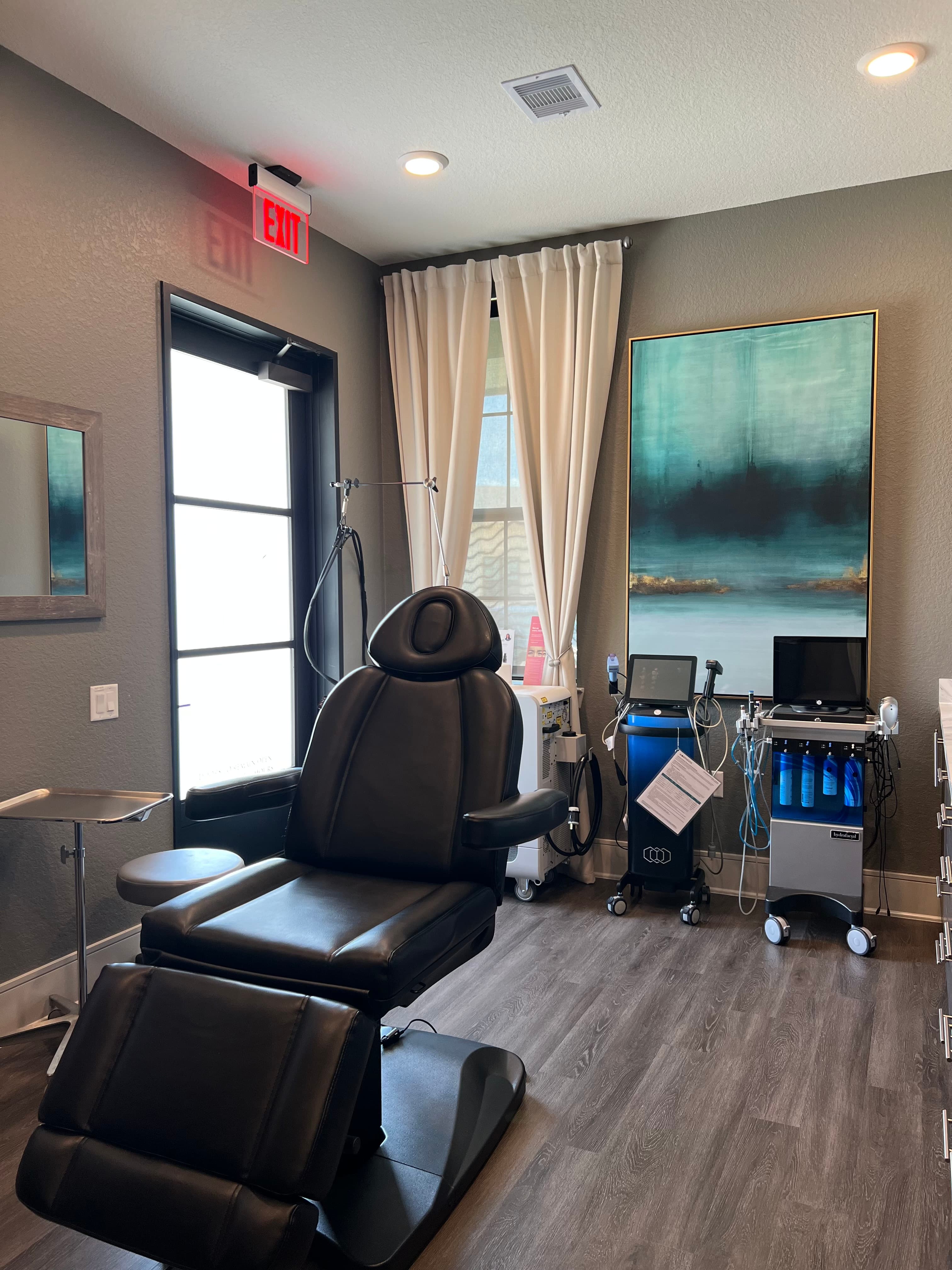 Blades Wellness and Aesthetics - Dr. Carrie Blades photo 4