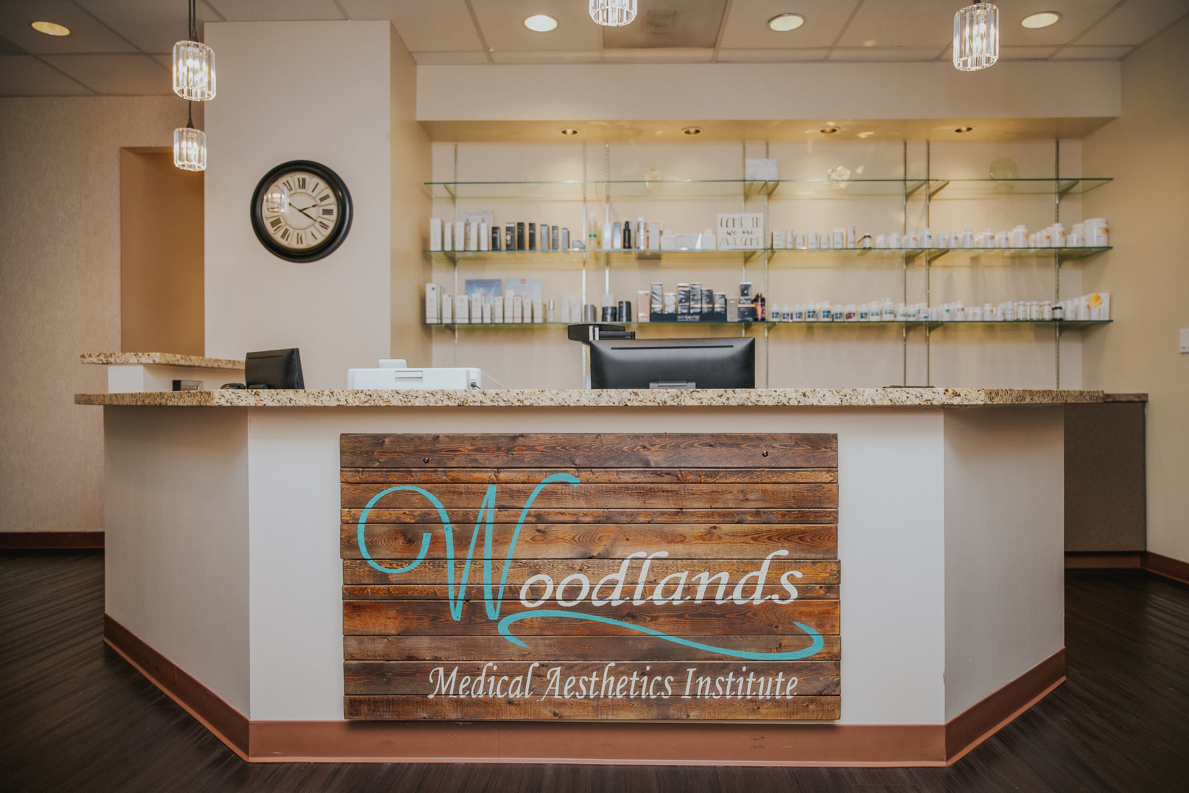 Woodlands Medical Aesthetics Institute: Johnny Peet, MD