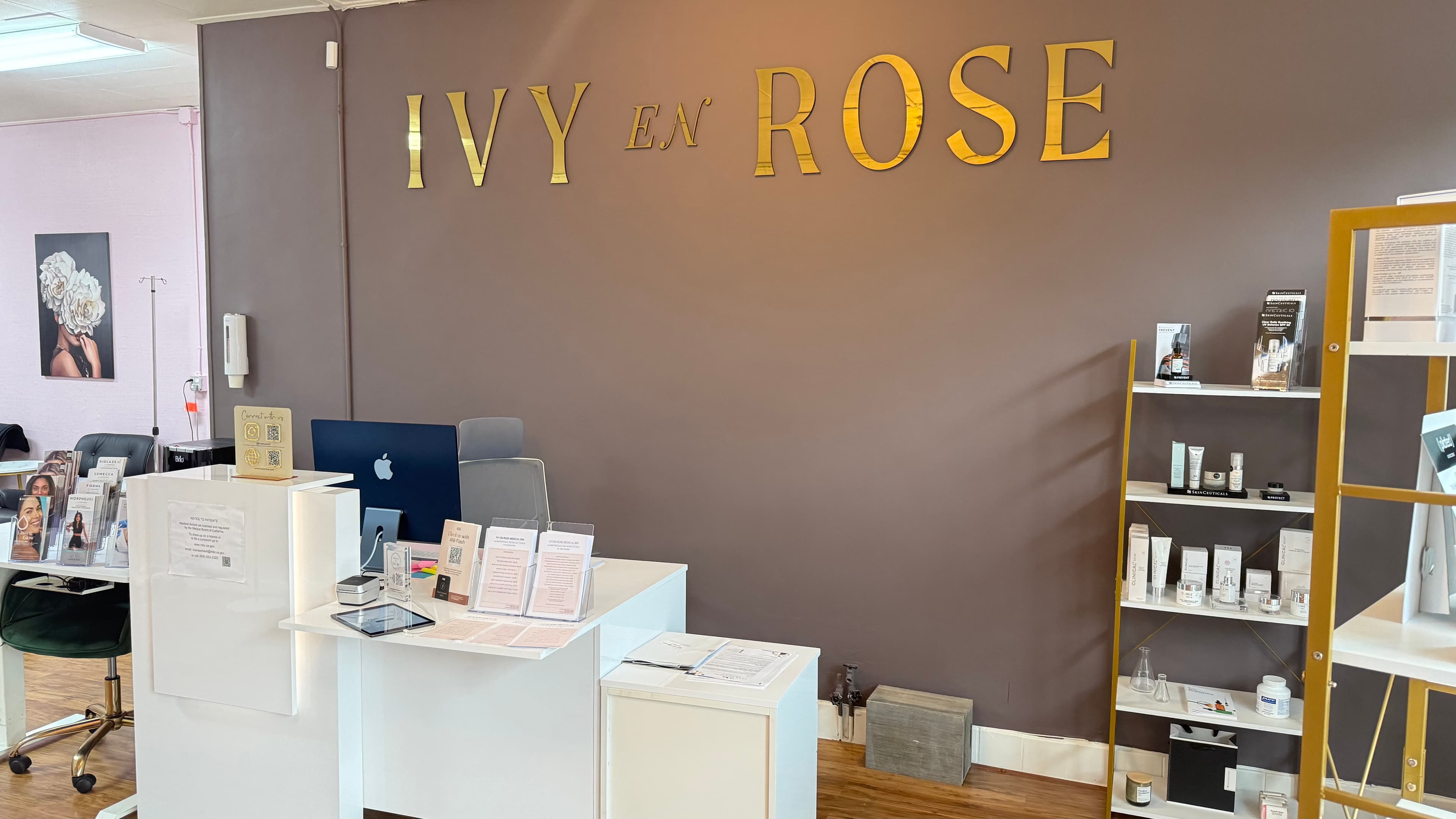 Ivy En Rose